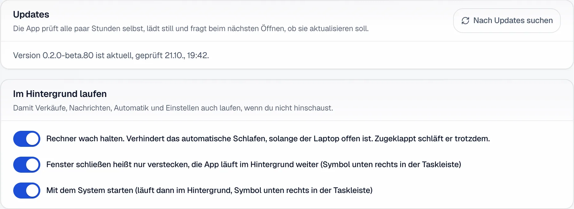 Einstellungen › App in der Kleidio-App: die Karte Updates mit der aktuellen Version und dem Knopf Nach Updates suchen, darunter Im Hintergrund laufen mit drei eingeschalteten Schaltern.