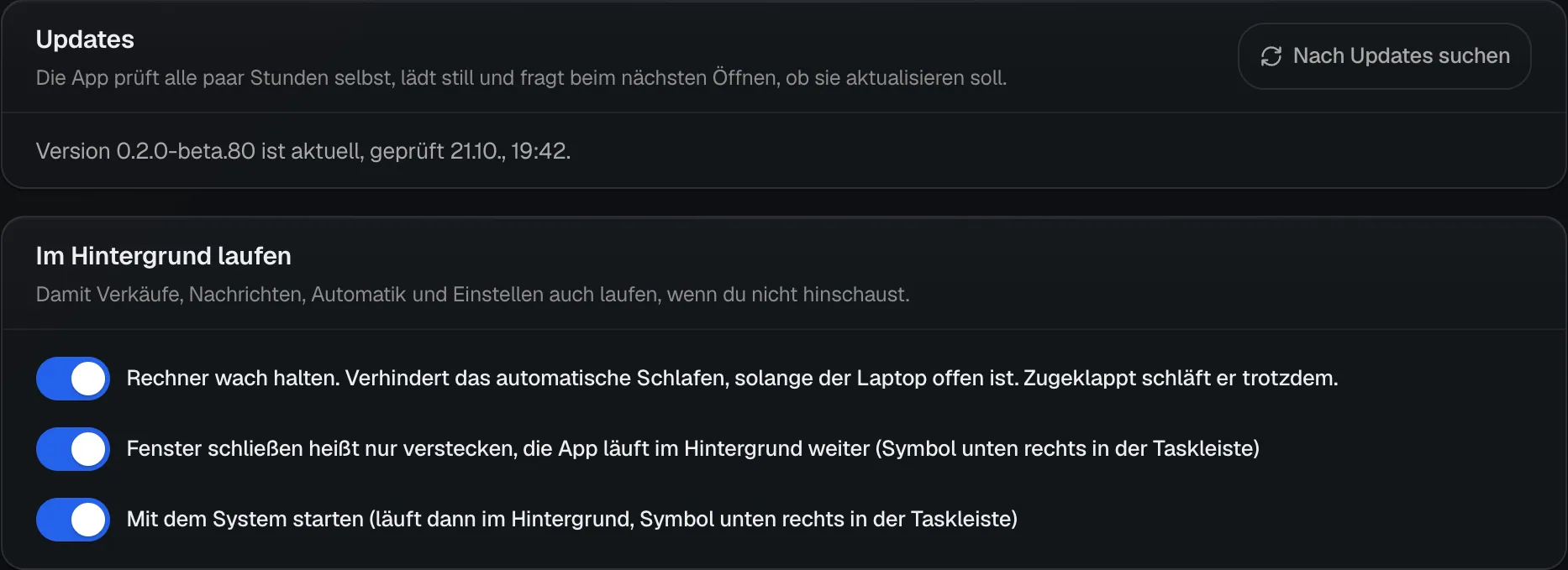 Einstellungen › App in der Kleidio-App: die Karte Updates mit der aktuellen Version und dem Knopf Nach Updates suchen, darunter Im Hintergrund laufen mit drei eingeschalteten Schaltern.