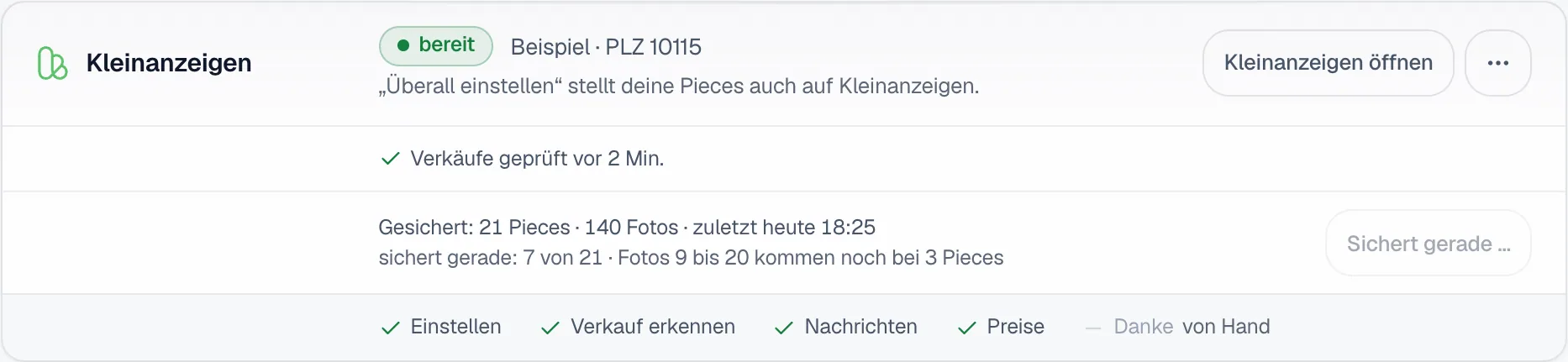 Die Kleinanzeigen-Karte unter Marktplätze mit dem Status bereit, der PLZ, dem Knopf Kleinanzeigen öffnen und unten der Leiste Einstellen, Verkauf erkennen, Nachrichten, Preise und Danke von Hand.