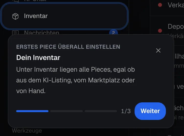 Eine Tour der Ersten Schritte in der Kleidio-App: Der Menüpunkt Inventar ist hervorgehoben, daneben erklärt eine Blase den Schritt Dein Inventar mit dem Knopf Weiter.