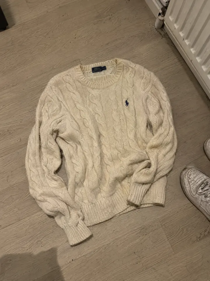 Vorher: Handyfoto Ralph Lauren Zopfstrick